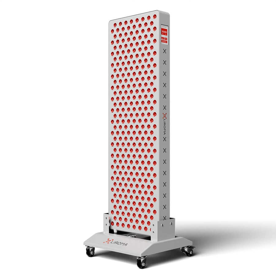 Liroma PrimeFORCE Elite Gen5 rood licht therapie paneel rechtop op een verrijdbare vloerstandaard